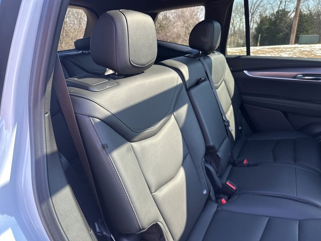 2024 Cadillac XT6 Luxury