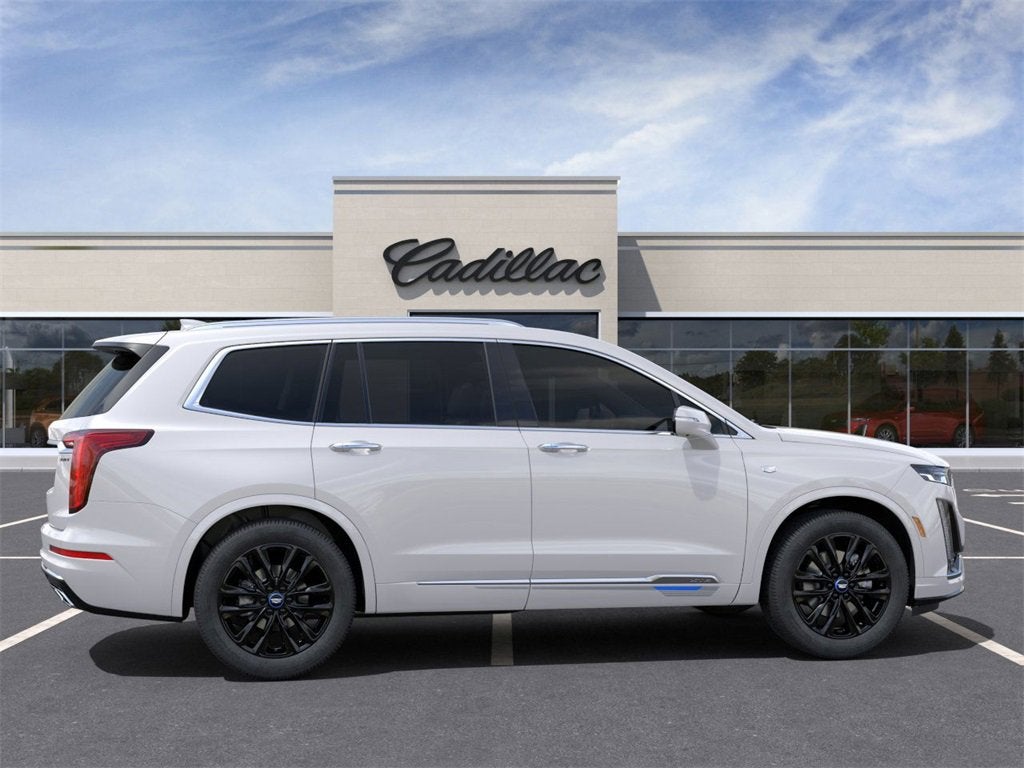 2025 Cadillac XT6 Luxury