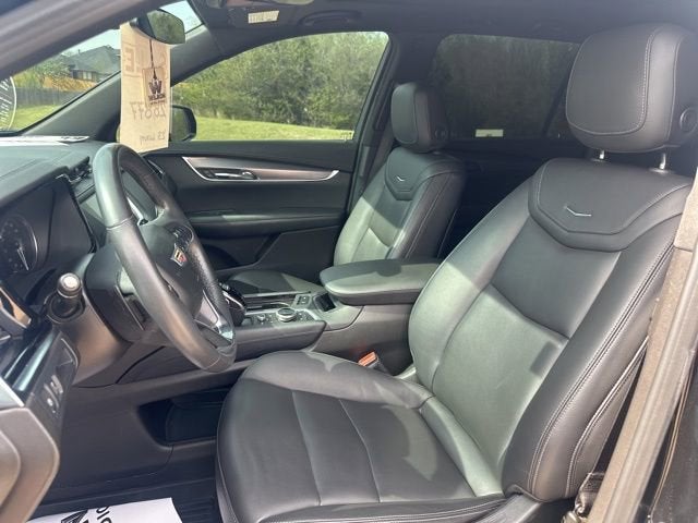 2023 Cadillac XT6 Luxury