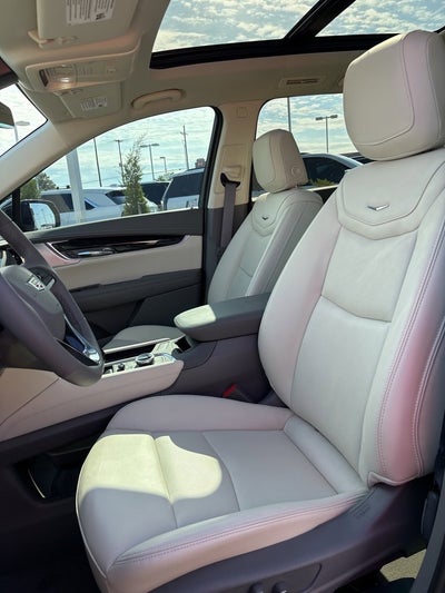 2025 Cadillac XT6 Premium Luxury