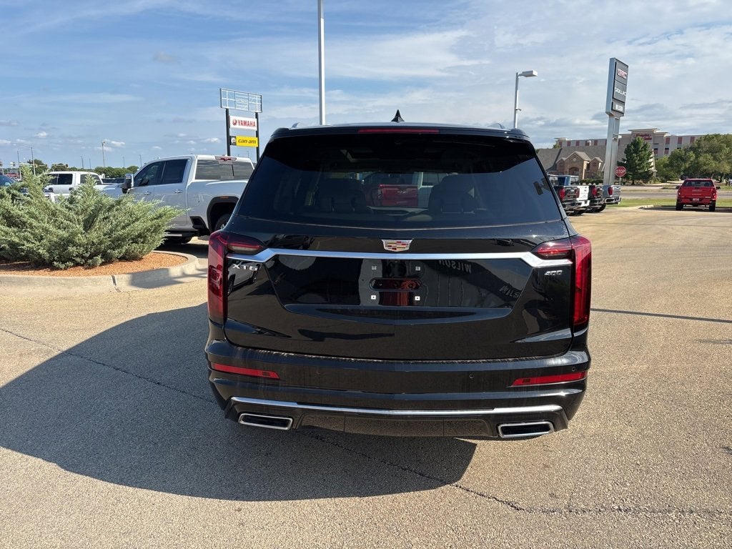 2025 Cadillac XT6 Premium Luxury