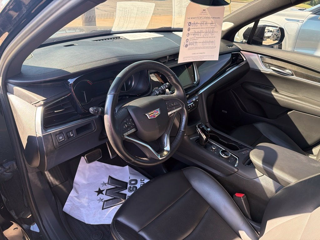 2025 Cadillac XT6 Sport