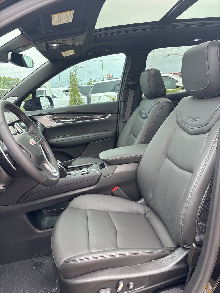 2025 Cadillac XT6 Sport