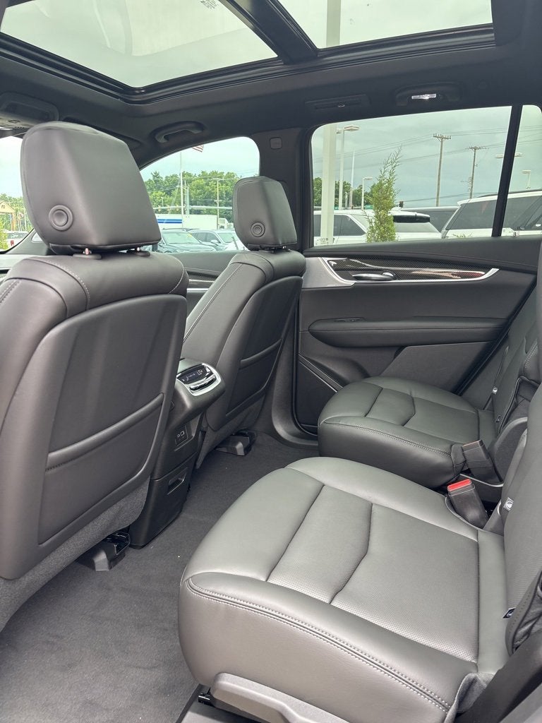 2025 Cadillac XT6 Sport