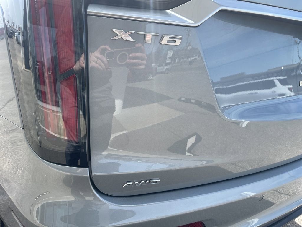2024 Cadillac XT6 Sport
