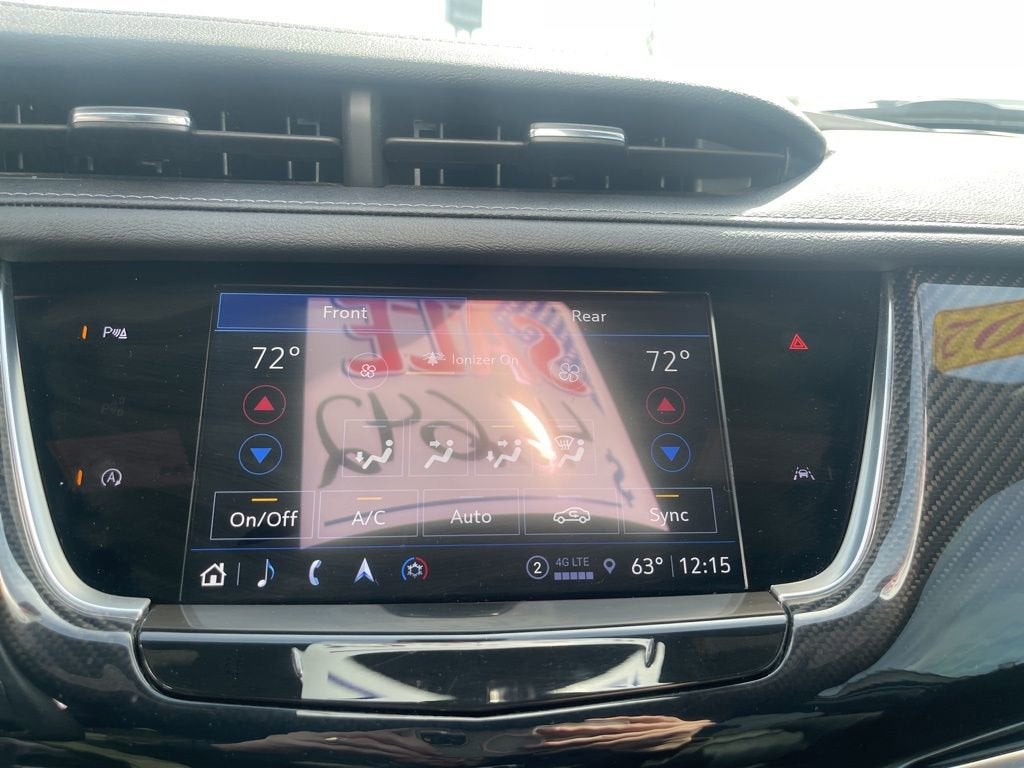 2024 Cadillac XT6 Sport