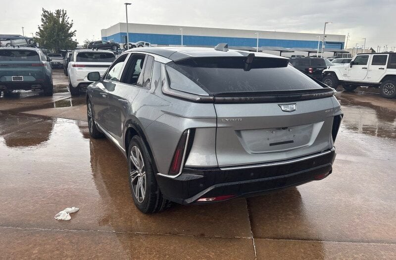 Used 2024 Cadillac LYRIQ Luxury 1 with VIN 1GYKPPRK8RZ123548 for sale in Stillwater, OK