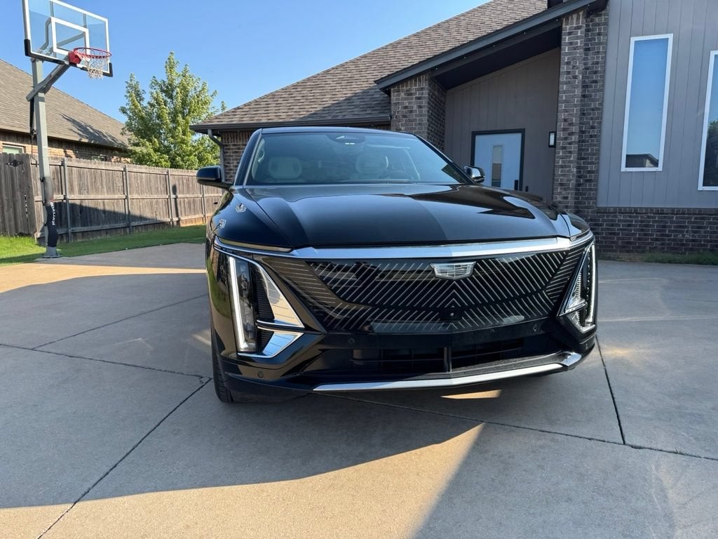 2024 Cadillac LYRIQ