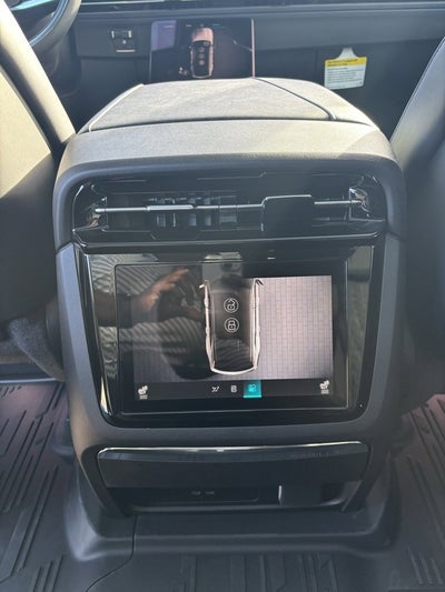 2026 Cadillac ESCALADE IQL Sport