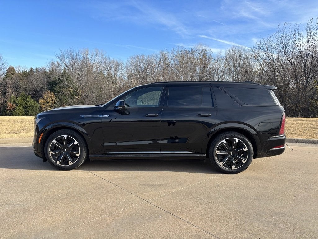 2026 Cadillac ESCALADE IQL Sport