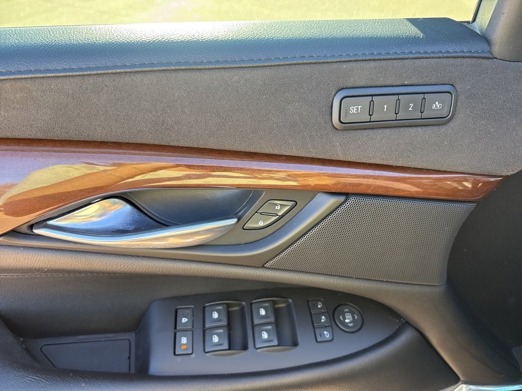 2018 Cadillac Escalade Luxury