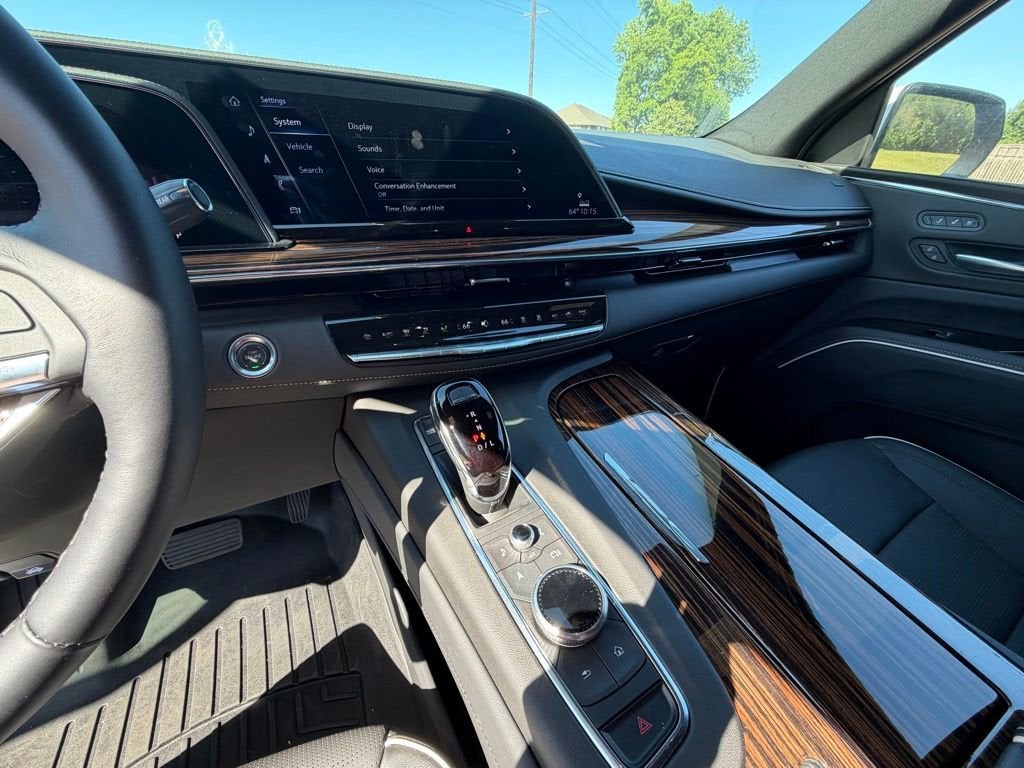 2024 Cadillac Escalade Premium Luxury
