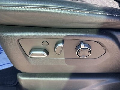 2022 Cadillac Escalade Premium Luxury Platinum