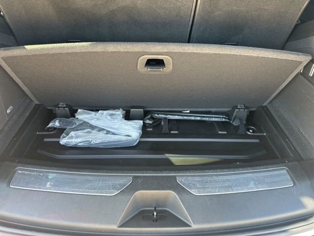 2022 Cadillac Escalade Premium Luxury Platinum