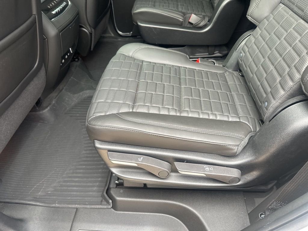 2024 Cadillac Escalade Premium Luxury Platinum