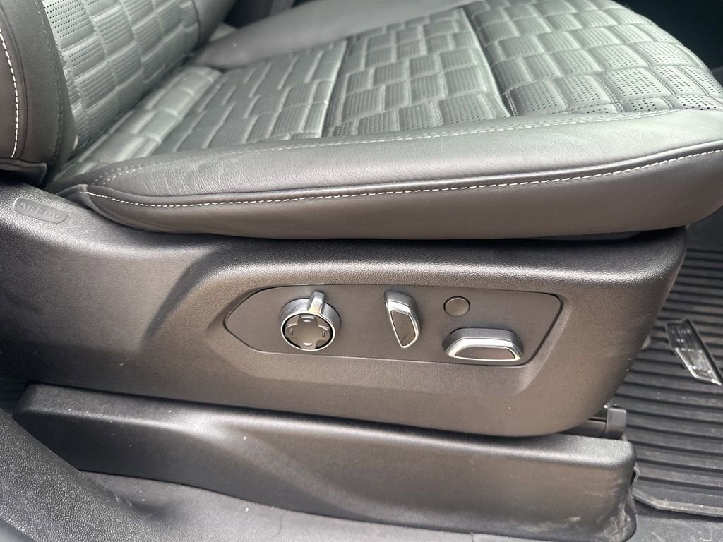 2024 Cadillac Escalade Premium Luxury Platinum