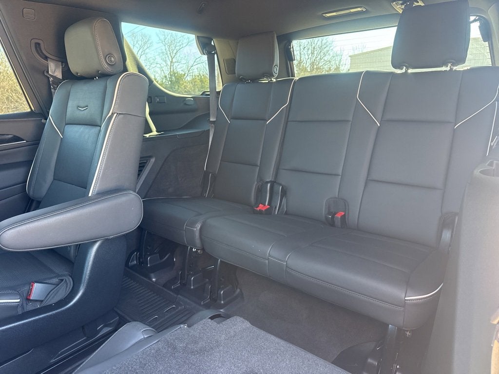 2024 Cadillac Escalade Sport