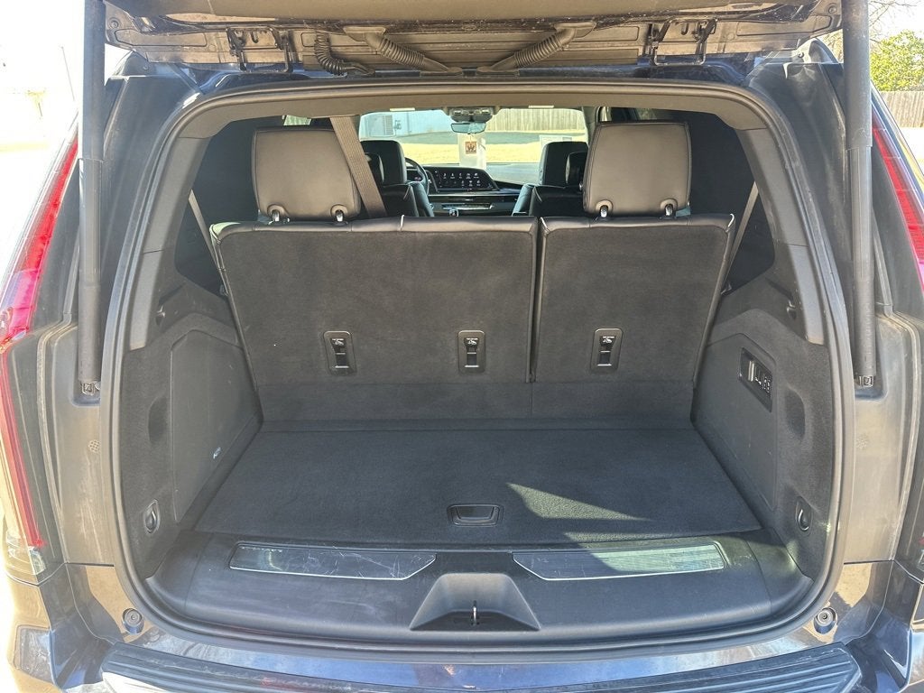 2022 Cadillac Escalade Sport