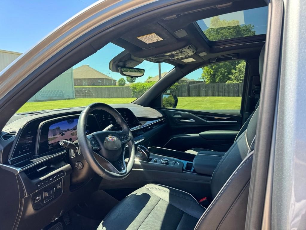 2024 Cadillac Escalade Sport