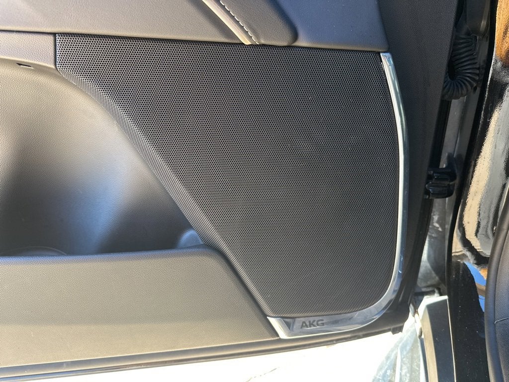 2024 Cadillac Escalade ESV Luxury