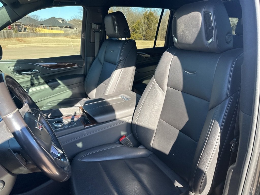 2024 Cadillac Escalade ESV Luxury
