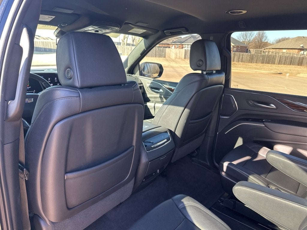 2024 Cadillac Escalade ESV Luxury