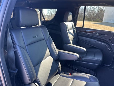 2024 Cadillac Escalade ESV Luxury