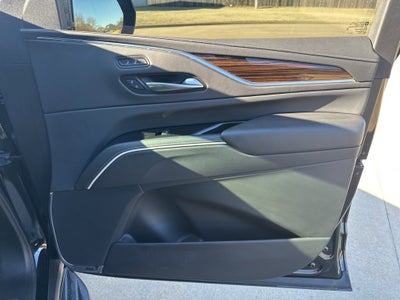 2024 Cadillac Escalade ESV Luxury