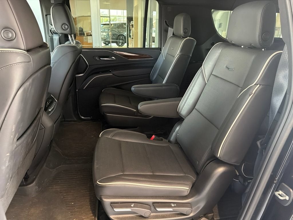 2024 Cadillac Escalade ESV Premium Luxury