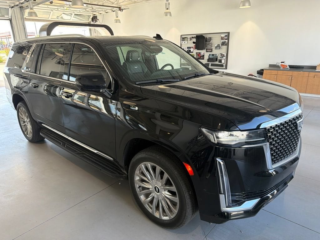 2024 Cadillac Escalade ESV Premium Luxury