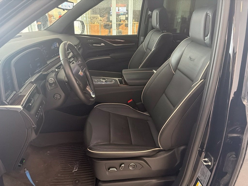 2024 Cadillac Escalade ESV Premium Luxury