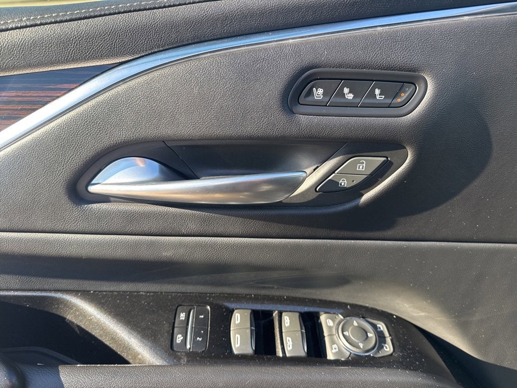 2023 Cadillac Escalade ESV Premium Luxury