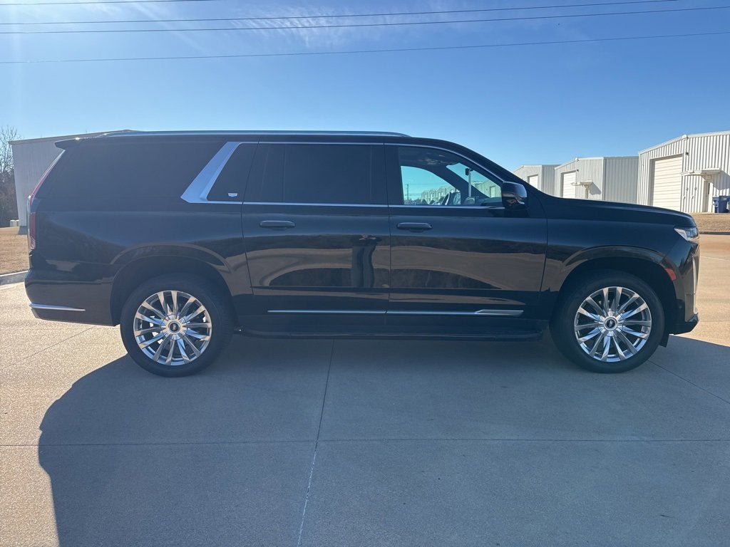2023 Cadillac Escalade ESV Premium Luxury