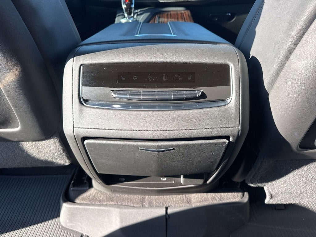 2023 Cadillac Escalade ESV Premium Luxury