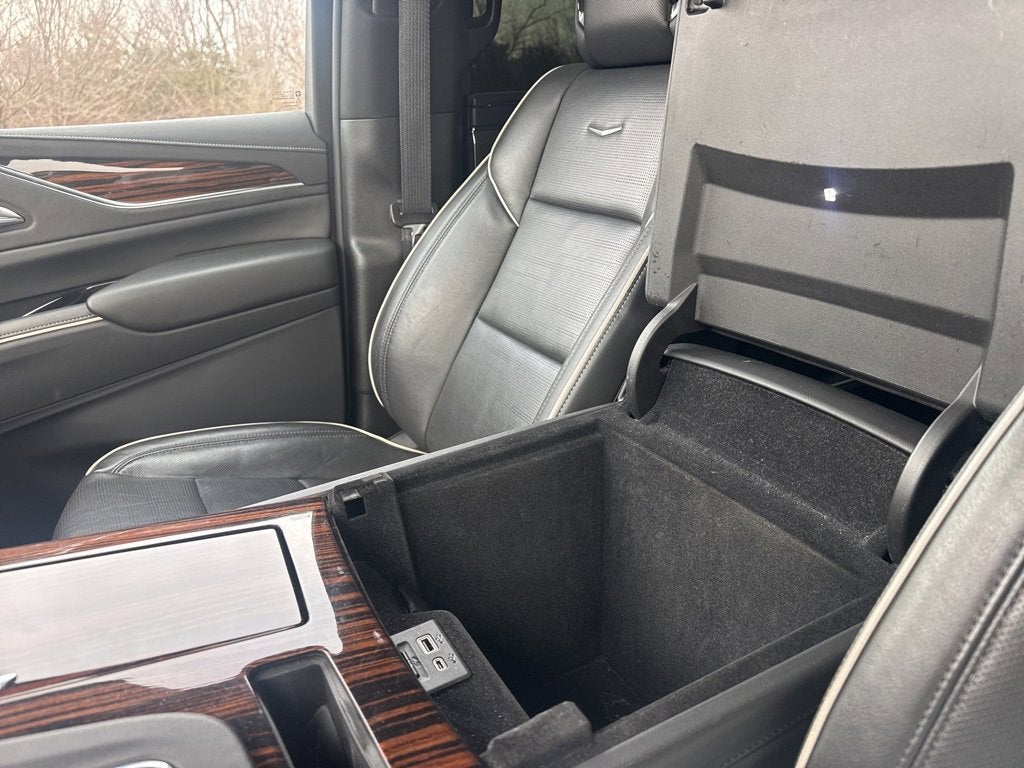 2023 Cadillac Escalade ESV Premium Luxury