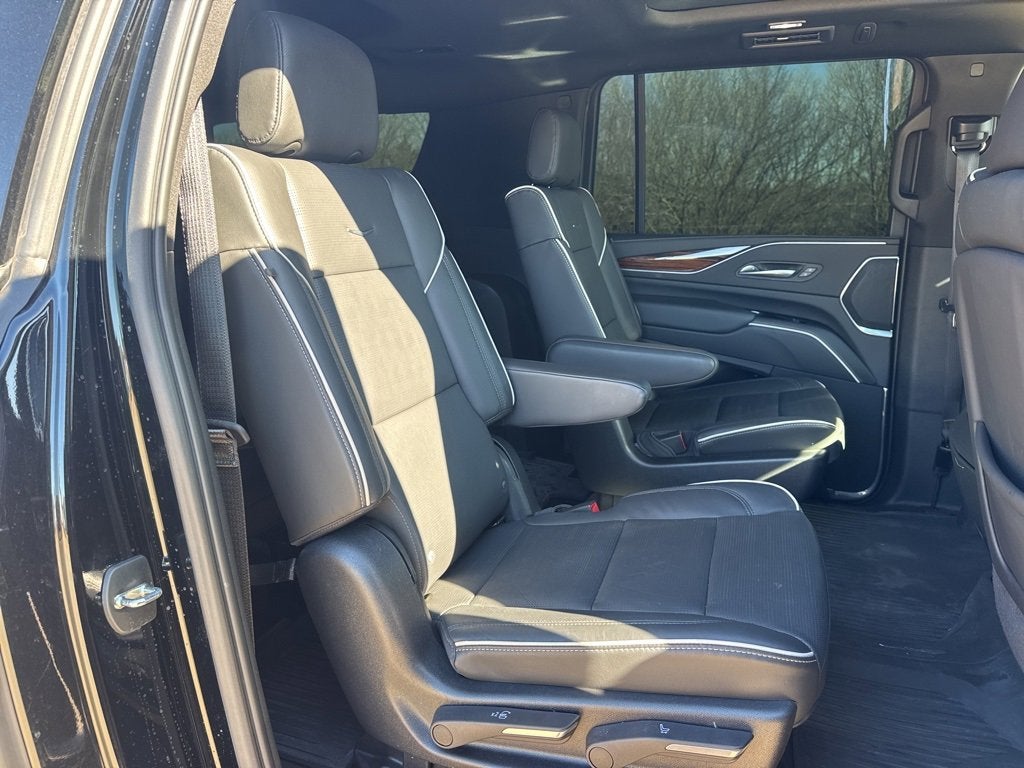 2023 Cadillac Escalade ESV Premium Luxury