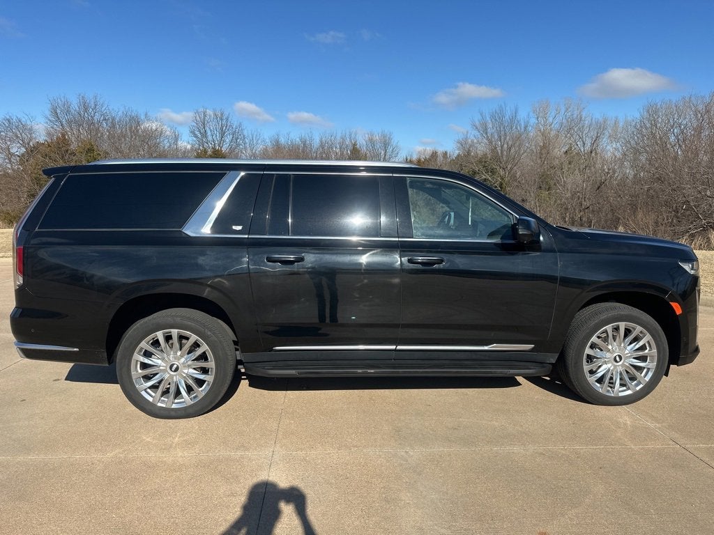 2023 Cadillac Escalade ESV Premium Luxury