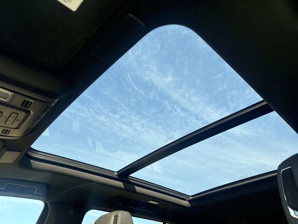 2024 Cadillac Escalade ESV Premium Luxury