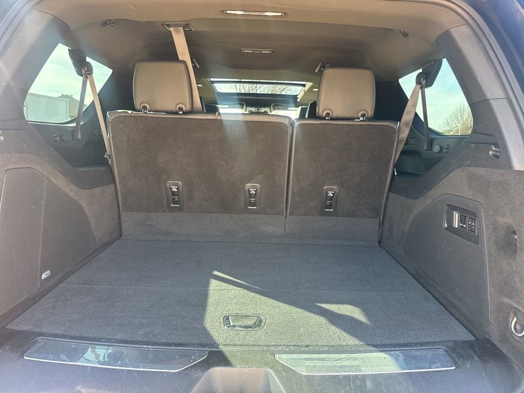 2024 Cadillac Escalade ESV Premium Luxury