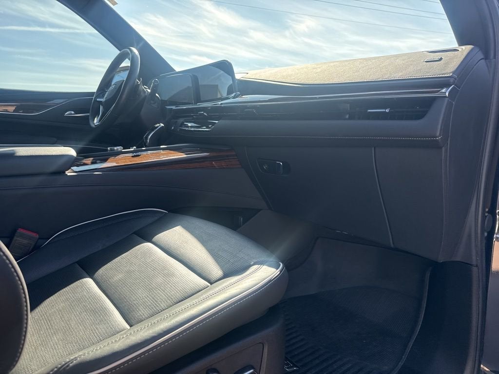 2024 Cadillac Escalade ESV Premium Luxury