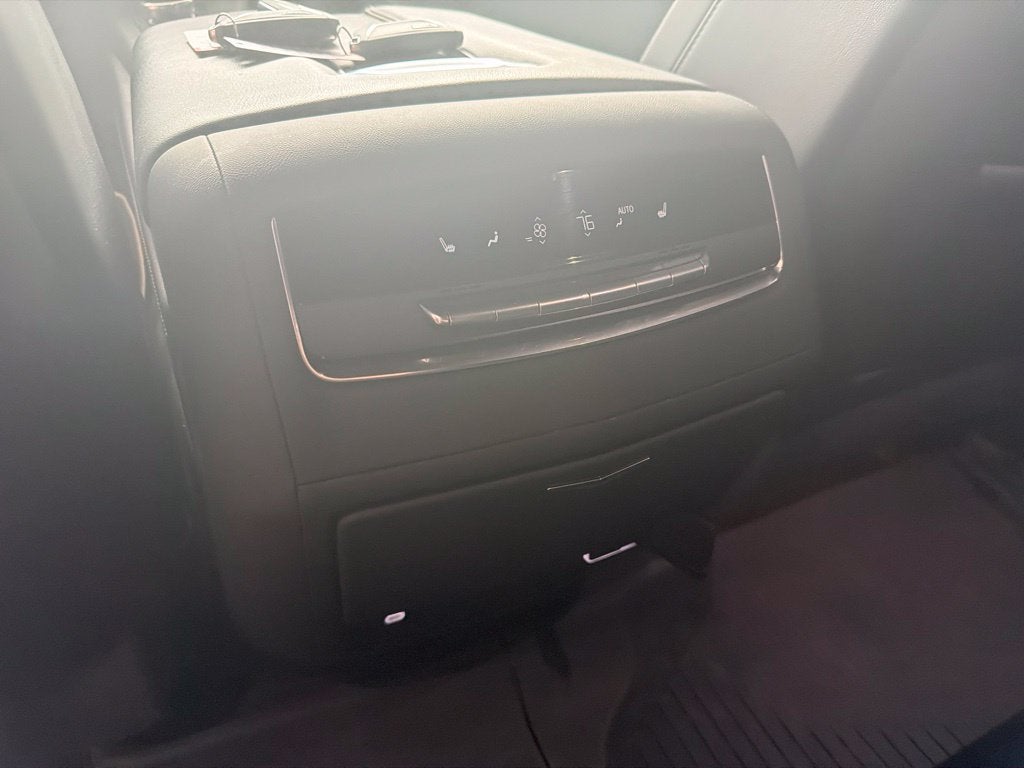 2024 Cadillac Escalade ESV Premium Luxury