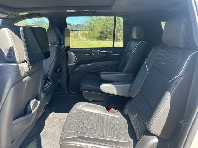 2022 Cadillac Escalade ESV Premium Luxury Platinum