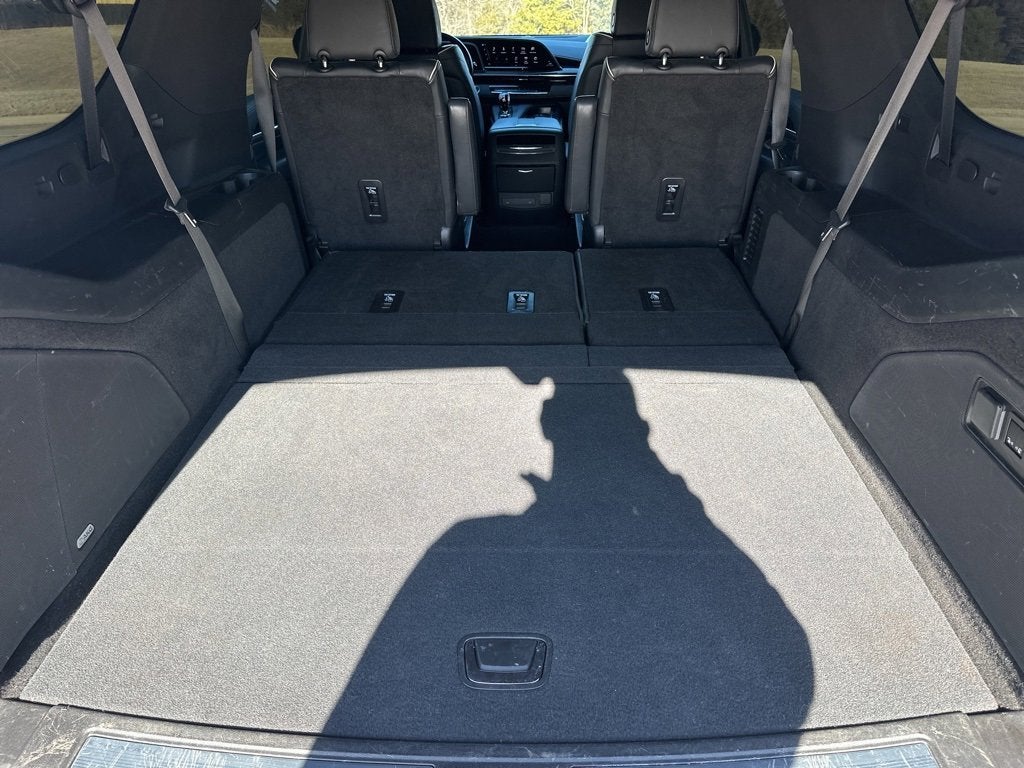 2022 Cadillac Escalade ESV Sport