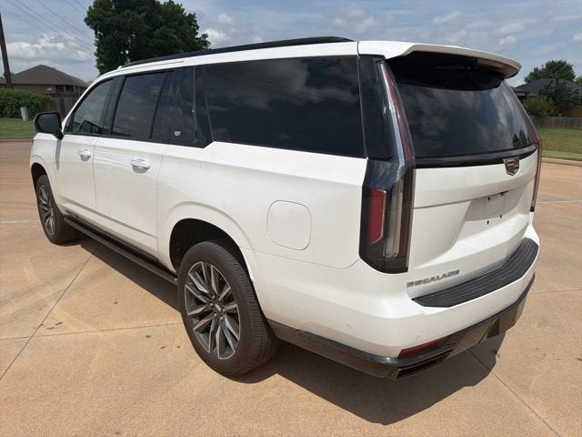2023 Cadillac Escalade ESV Sport