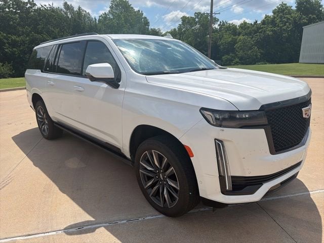 2023 Cadillac Escalade ESV Sport