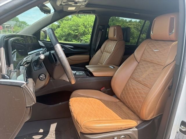 2023 Cadillac Escalade ESV Sport