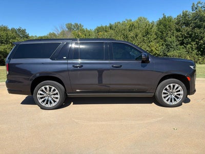 2024 Cadillac Escalade ESV Sport Platinum