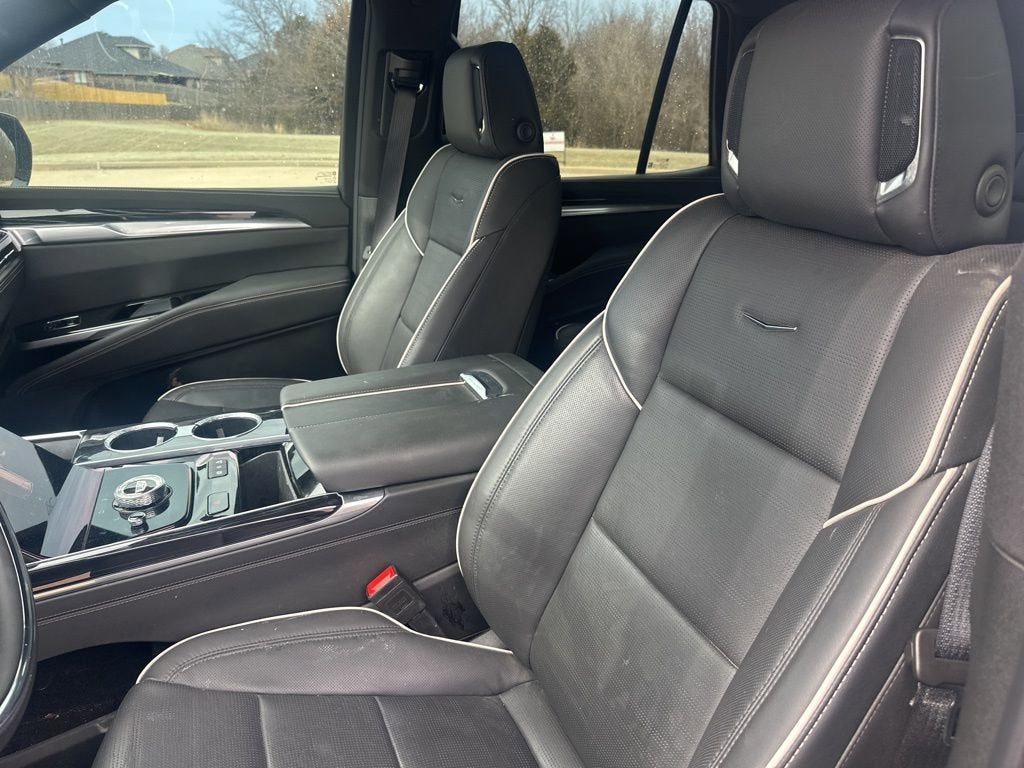 2025 Cadillac Escalade Sport