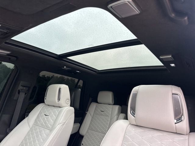 2025 Cadillac Escalade Sport Platinum