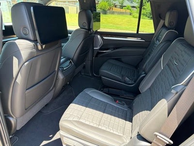 2025 Cadillac Escalade Sport Platinum